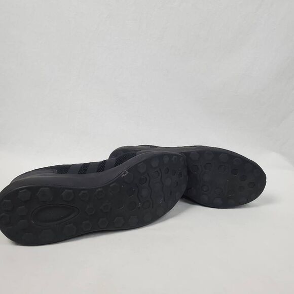 Adidas Men's 12 Black Athletic Shoes - Picture 7 of 8